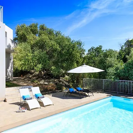 Sleeps 8 Pool Air Con Wifi Corbara